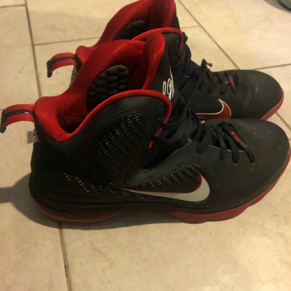 2011 NIKE Lebron 9 Miami Heat White red black sz 9.5